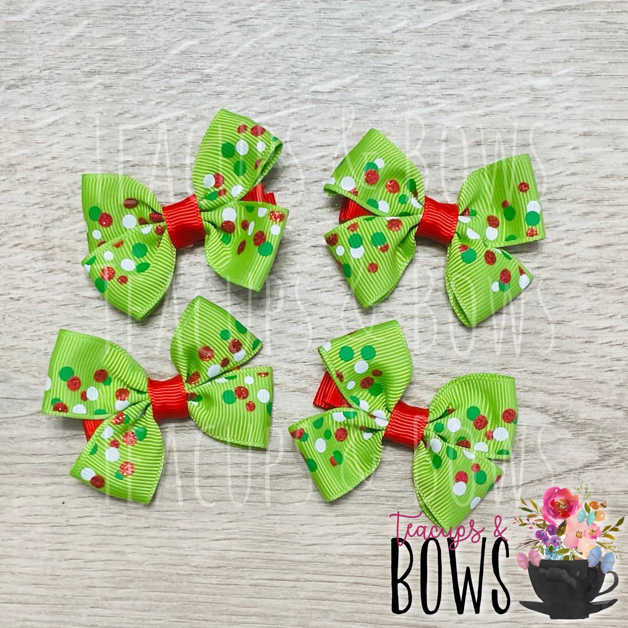 Sm. Classic Festive Dots